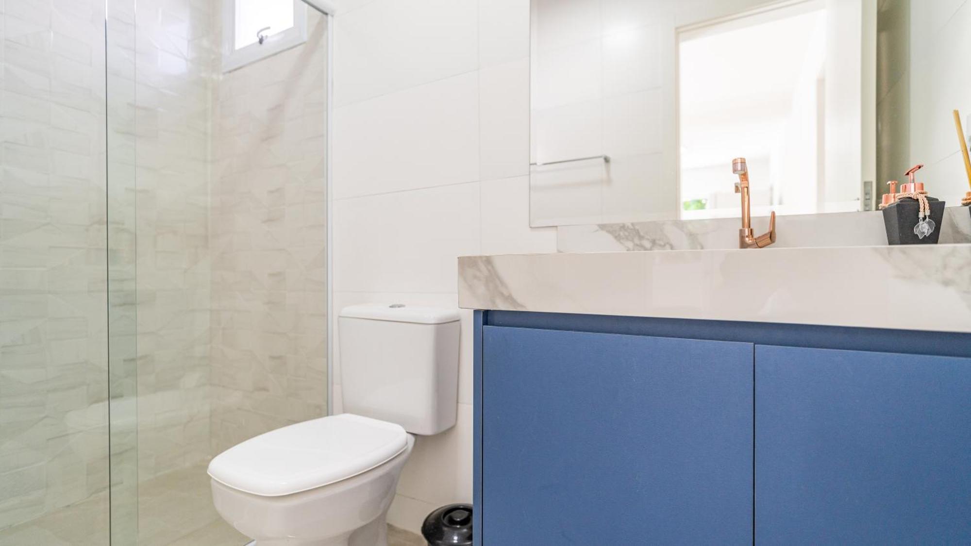 Вілла Residencial Com Piscina Possui Jacuzzi Aquecida Com Hidromassagem Бомбіняс Екстер'єр фото