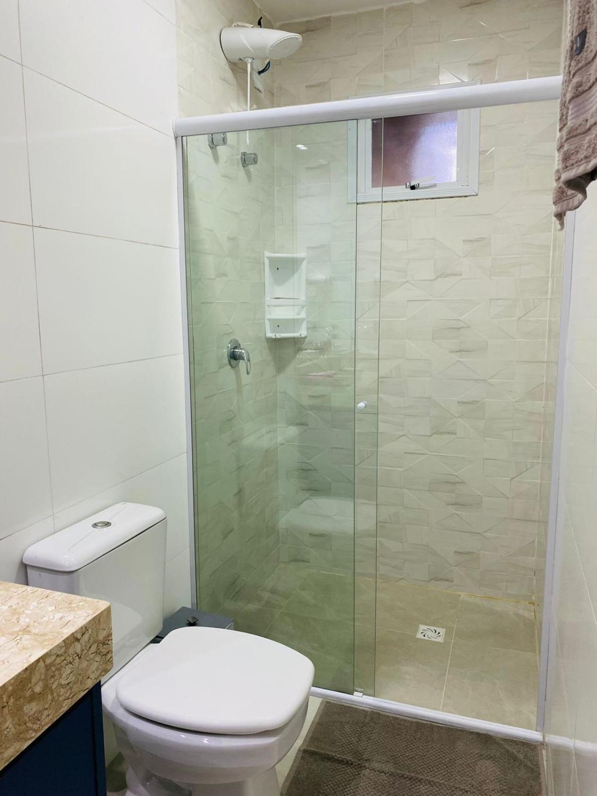 Вілла Residencial Com Piscina Possui Jacuzzi Aquecida Com Hidromassagem Бомбіняс Екстер'єр фото
